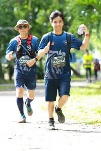 BIB: 007, 0024
                            <button type="button" onclick="openModal(4886639)" class="btn btn-primary btn-sm float-right btn-popup" data-toggle="modal" data-target=".modal-high-quality">
                        <i class="fas fa-shopping-cart"></i> Add to Cart
                    </button>
                                            <button type="button" onclick="isThisMe(4886639, true)" class="btn btn-success btn-sm float-right btn-popup btn-isme hidden" data-toggle="tooltip" data-placement="bottom" title="นี่คือรูปของคุณใช่ไหม คลิกที่นี่เพื่อเอาเข้าอัลบั้ม">
                        <i class="fas fa-plus"></i> Add to album
                    </button>
                    <button type="button" onclick="isThisMe(4886639, false)" class="btn btn-warning btn-sm float-right btn-popup btn-isnotme hidden">
                        <i class="fas fa-ban"></i> Remove from album
                    </button>